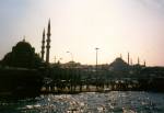 Istanbul-Moschee sul Bosforo.jpg